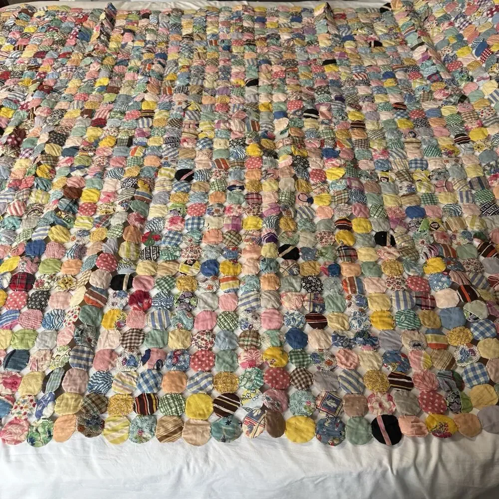 Antique Vintage Yo Yo Yoyo Circle Popcorn Handmade Sewn Quilt Coverlet 52”x84”